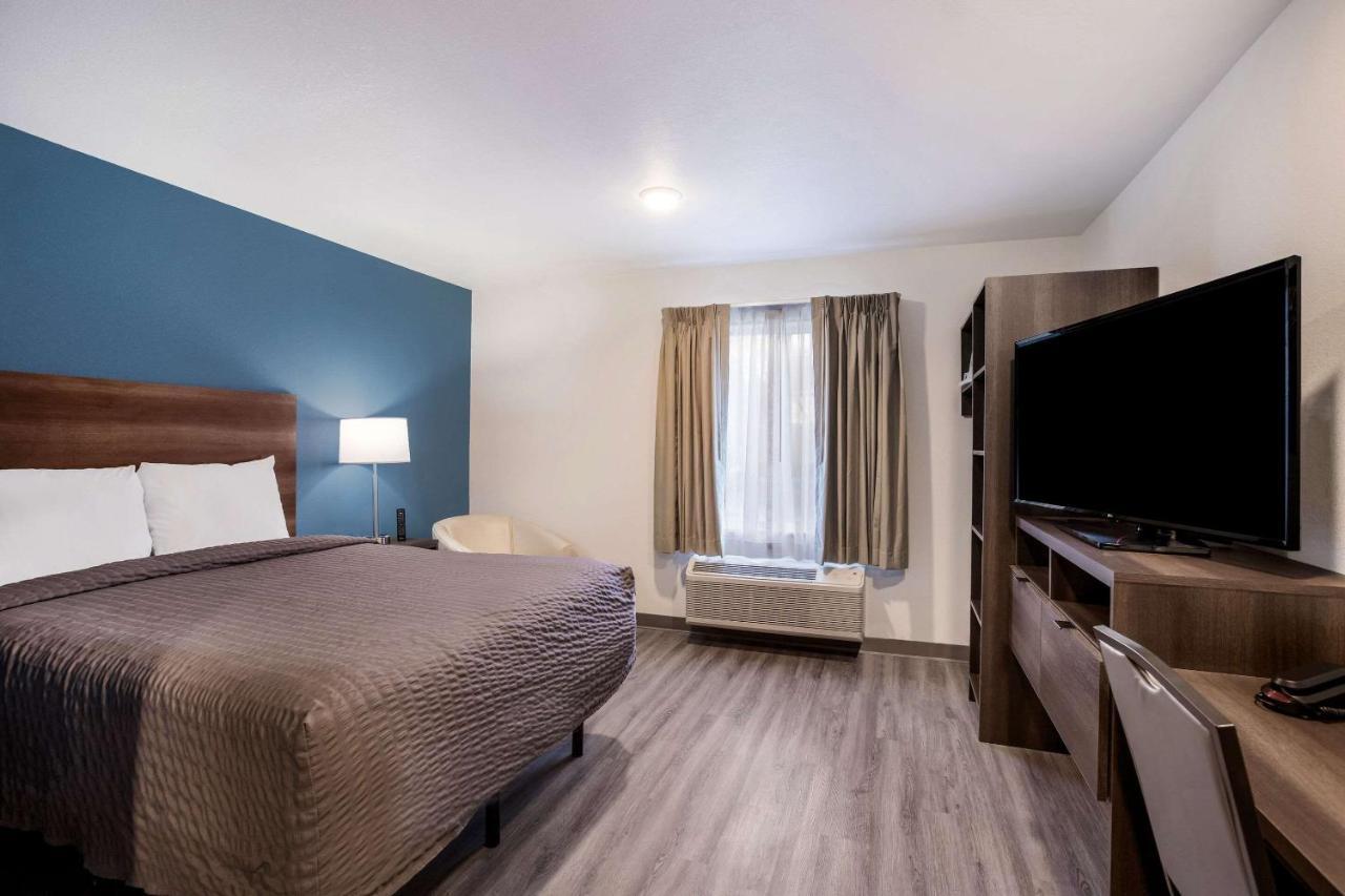 Woodspring Suites Detroit Madison Heights Eksteriør billede