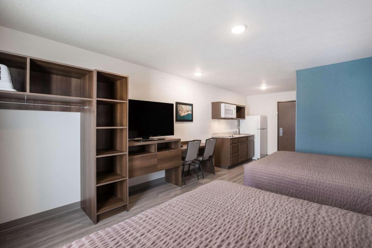 Woodspring Suites Detroit Madison Heights Eksteriør billede